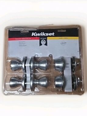 Kwikset Satin Nickel Door Knob Set - Silver